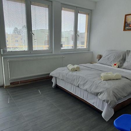 Lilly Home 36 Znojmo Luaran gambar
